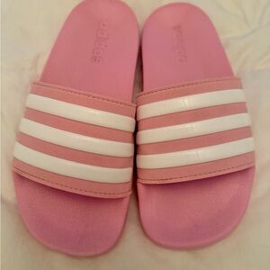 Big Girl’s Adidas Pink White Striped Slides Sandals Size 4 Good Used Condition